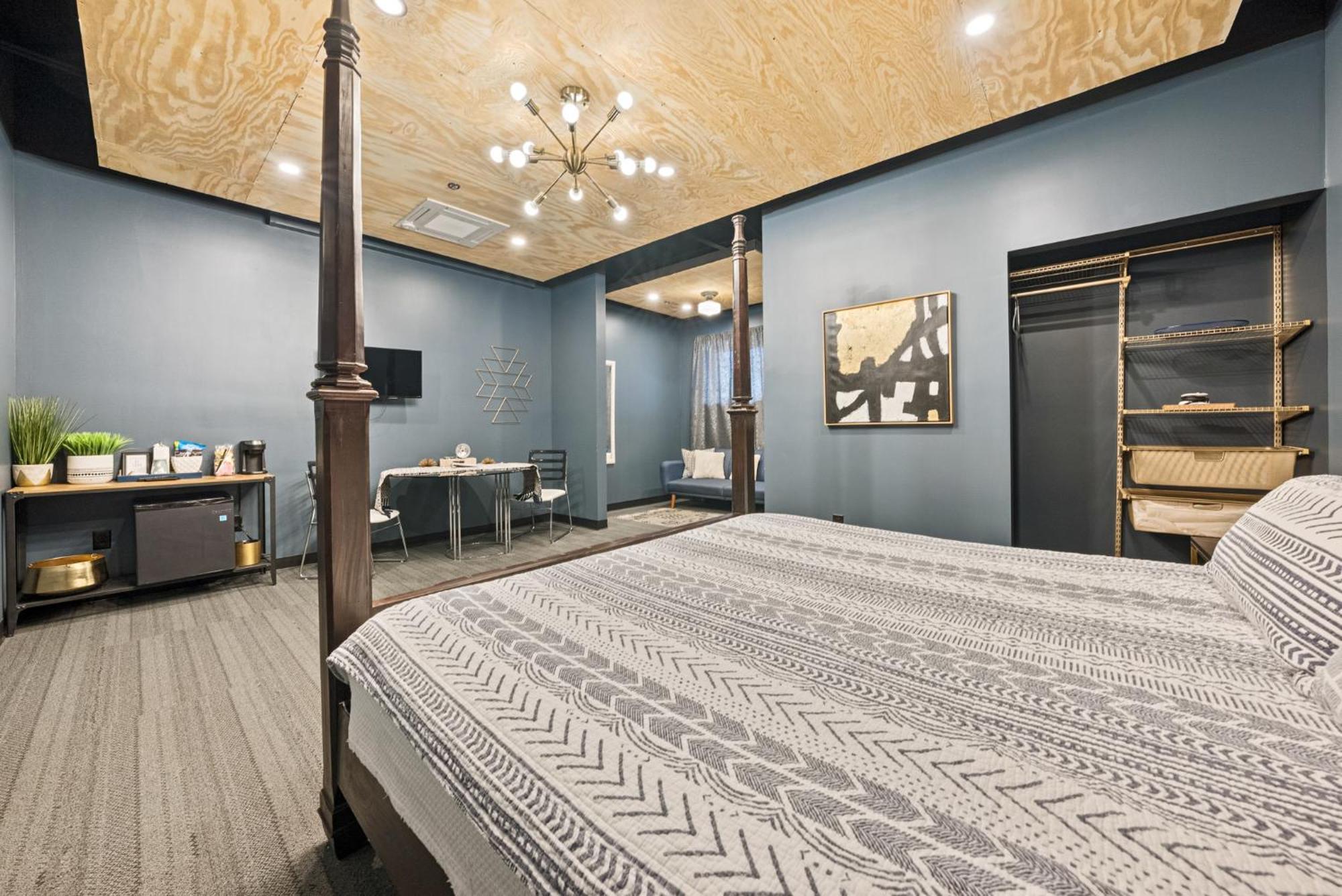 Indigo Pass Boutique Hotel Middletown Room photo
